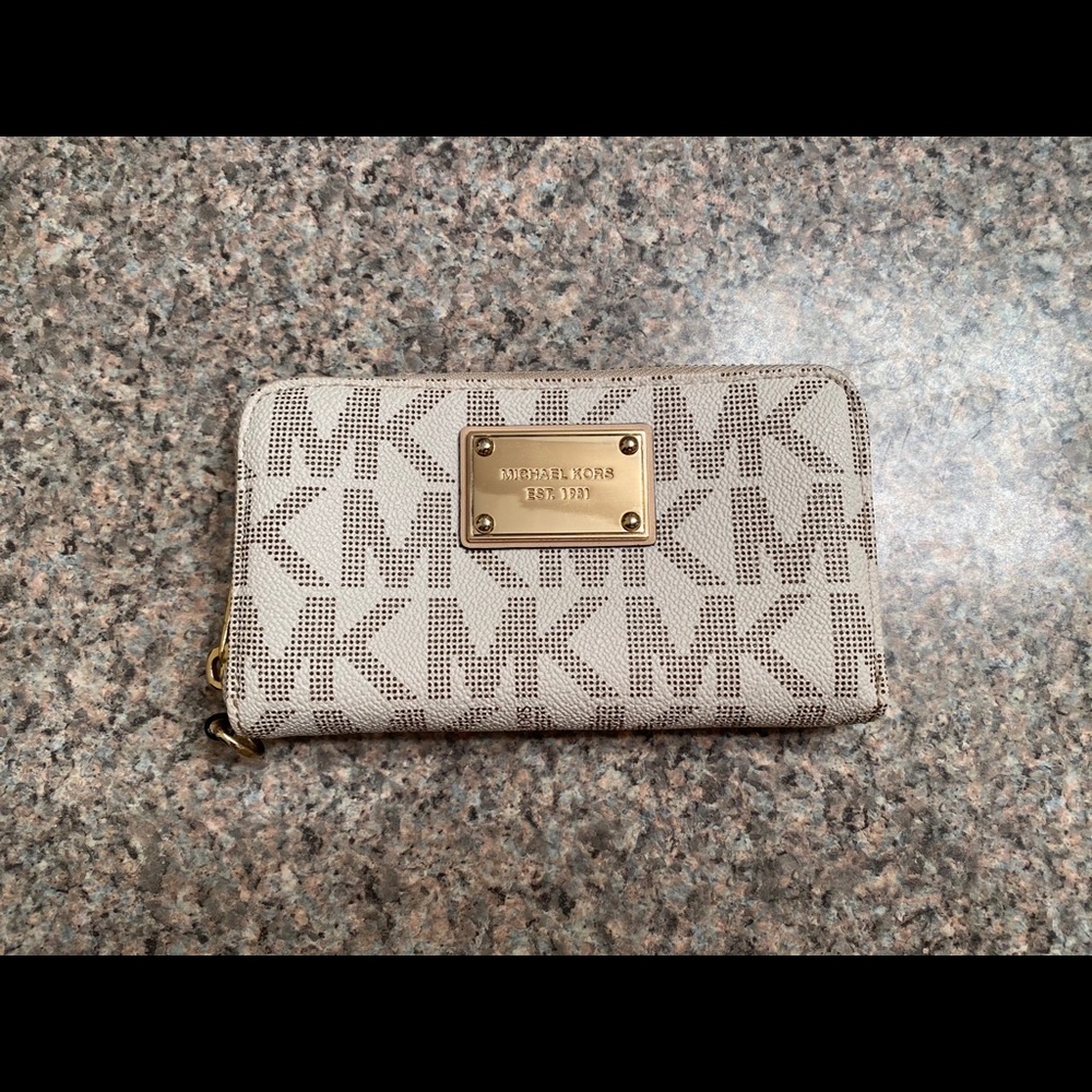 Michael Kors White Monogram Wallet